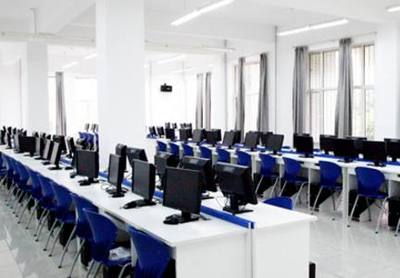 計(jì)算機(jī)機(jī)房的維護(hù)與管理 保障計(jì)算機(jī)服務(wù)穩(wěn)定運(yùn)行的關(guān)鍵